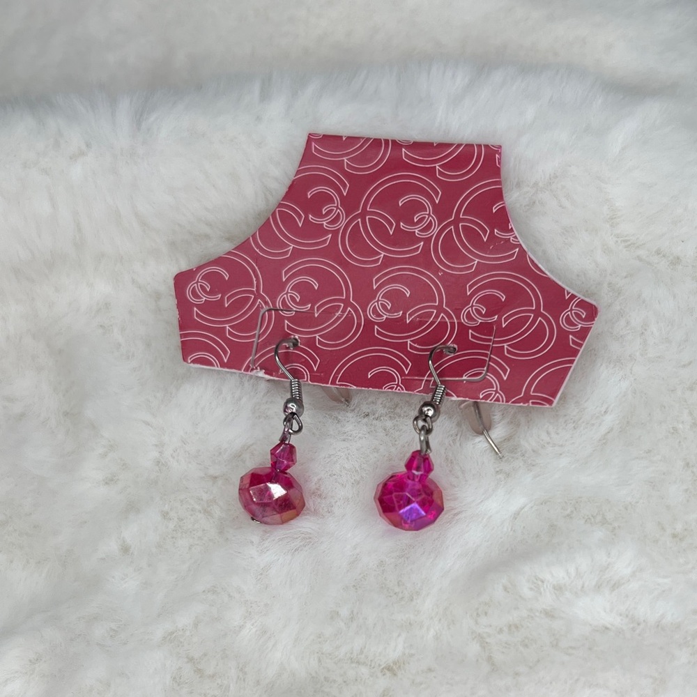 Charming Charlie Fuchsia fishhook Earrings
